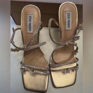 New Jade Gold Steven Madden heels